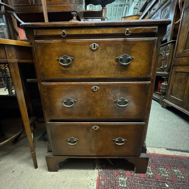 イギリス英国アンティーク家具 1930年代 オーク材総無垢 チェスト