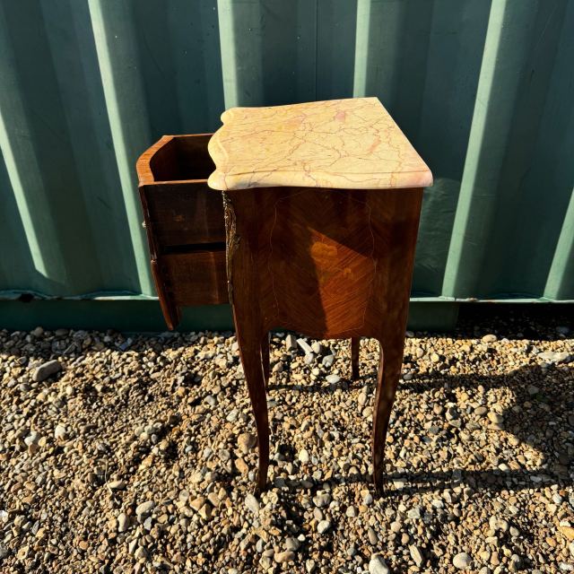 アンティーク品