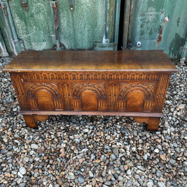 アンティーク品