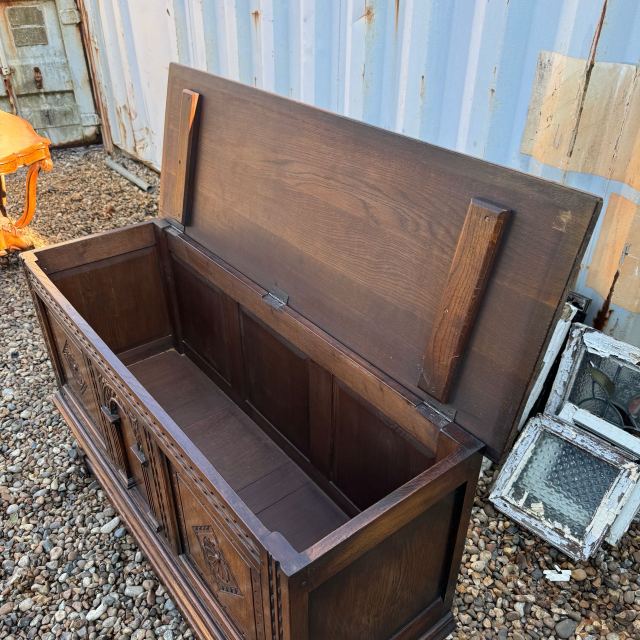 アンティーク品