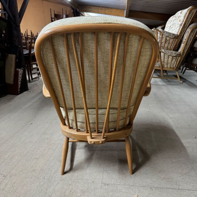 イギリス ERCOL アーコール 60年代ヴィンテージ 3人掛けソファ イギリス ERCOL アーコール 60年代ヴィンテージ 3人掛けソファ