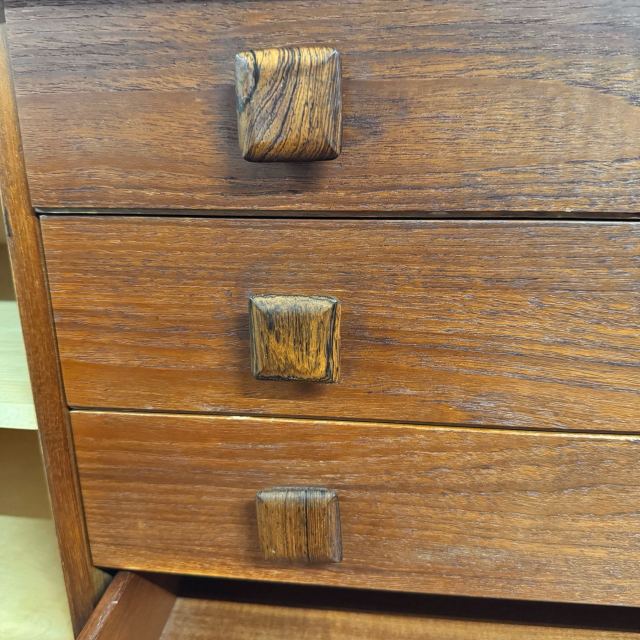 【最終出品】TAKEDOMI製！昭和レトロ　ローズウッド　サイドボード　希少品 Kai Kristiansen Rosewood Sideboard / カイクリスチャンセン