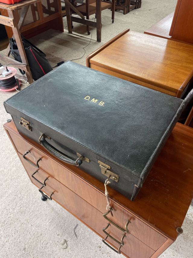 イギリス 1960年代 レザー スーツケース ECUKNW0029
