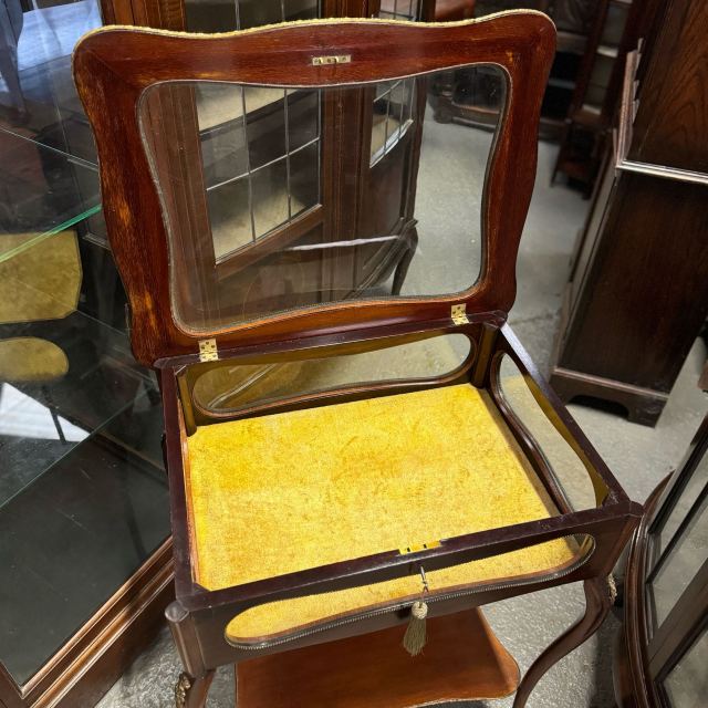 アンティーク品