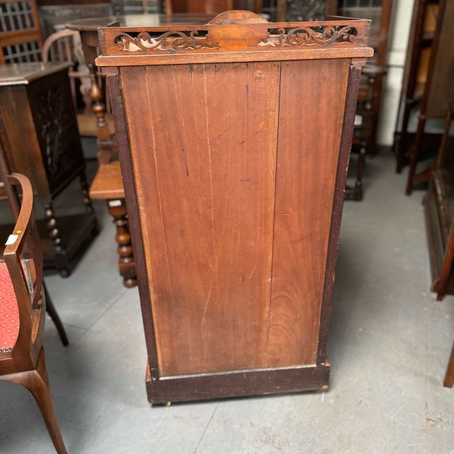 アンティーク品