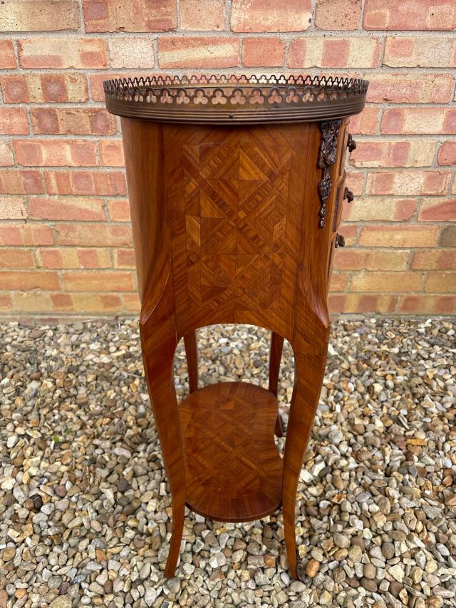 フランスアンティーク　家具　花台　サイドチェスト　キングウッド　1800年初頭 フランス アンティーク サイドチェスト フランスアンティーク 家具