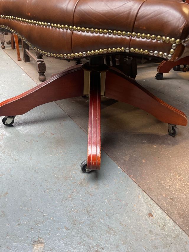 イギリス製アンティークチェアー 馬革 1800年代 IMG_3541_1200x1200.jpg?v=