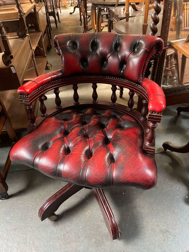 イギリス 1960年代 マホガニー レザー オフィスチェア ECUKOB0106