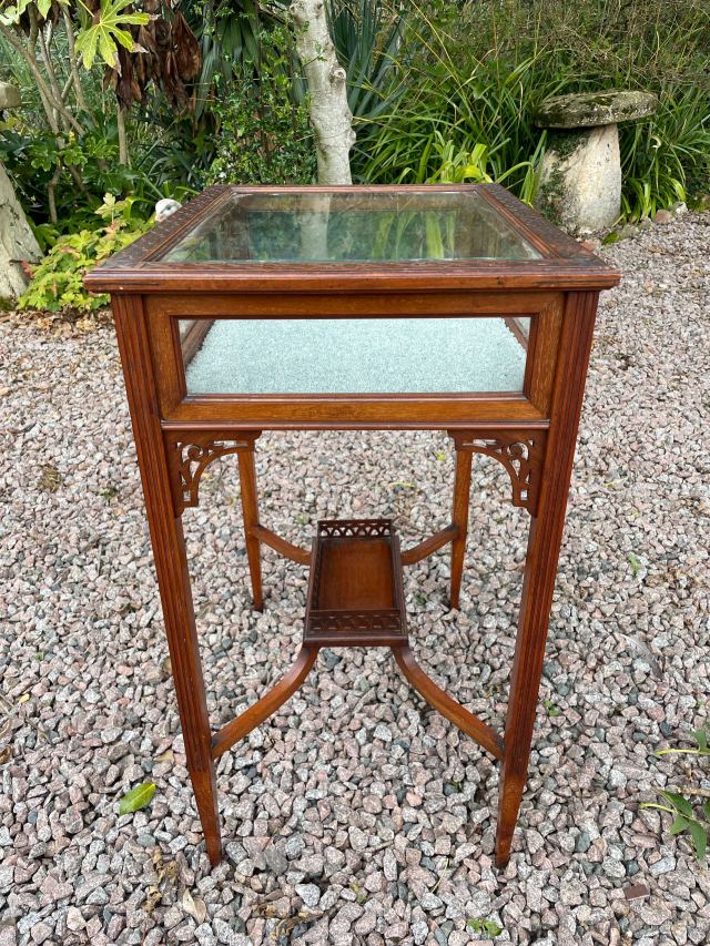 アンティーク品