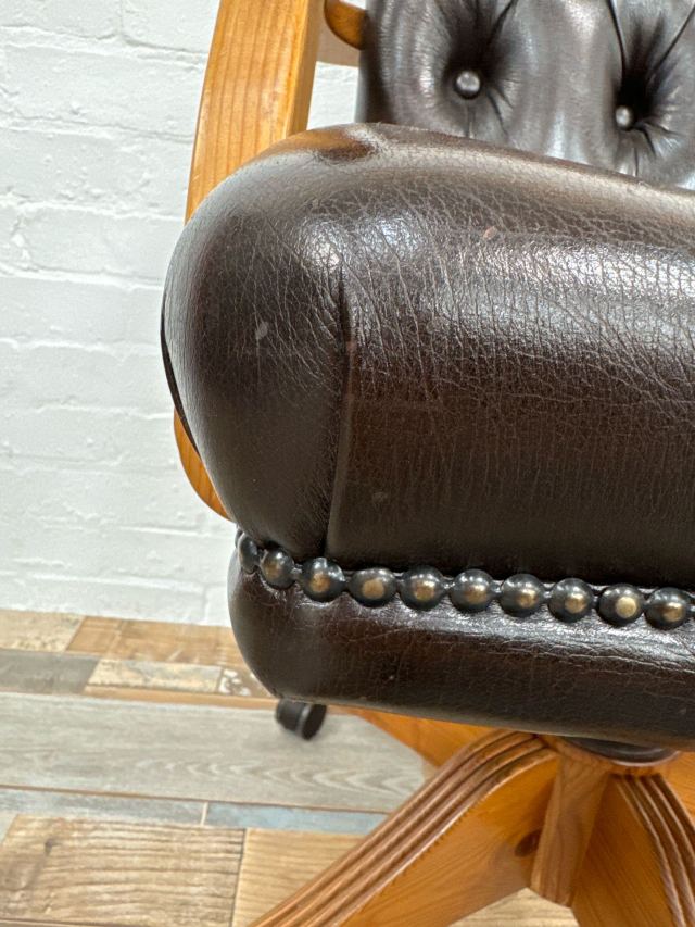 イギリス 1980年代 レザー デスクチェア