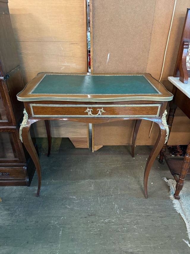 アンティーク品