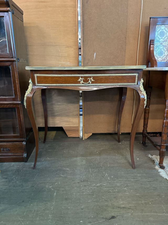 アンティーク品