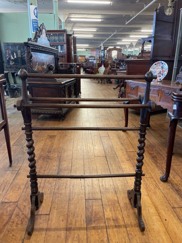 イギリス 1880年代 オーク タオルハンガー