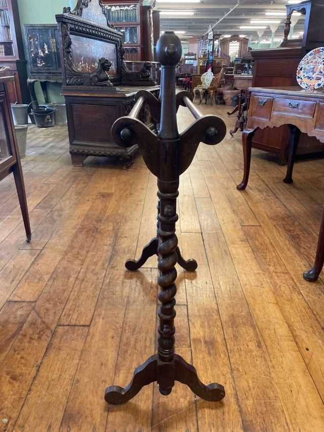 イギリス 1880年代 オーク タオルハンガー