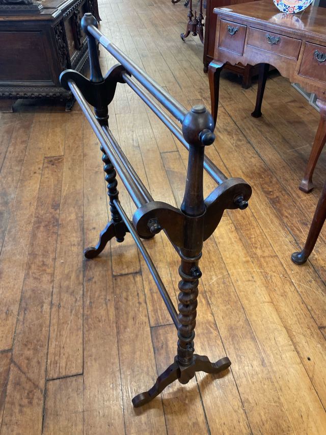 イギリス 1880年代 オーク タオルハンガー