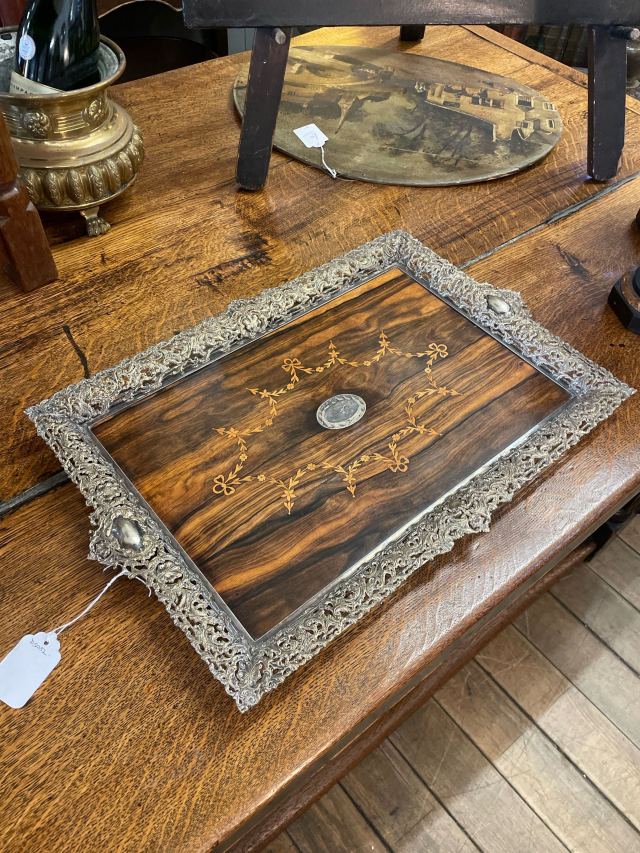 アンティーク品