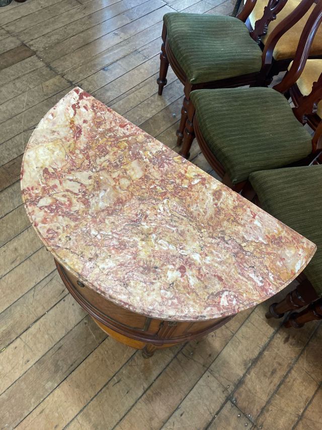 アンティーク品