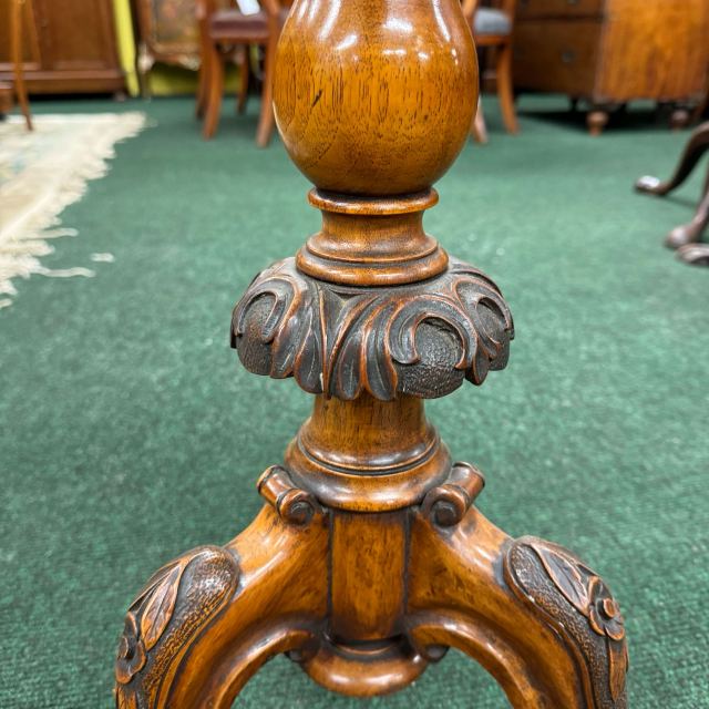 イギリス 1850年代 ウォルナット チェステーブル