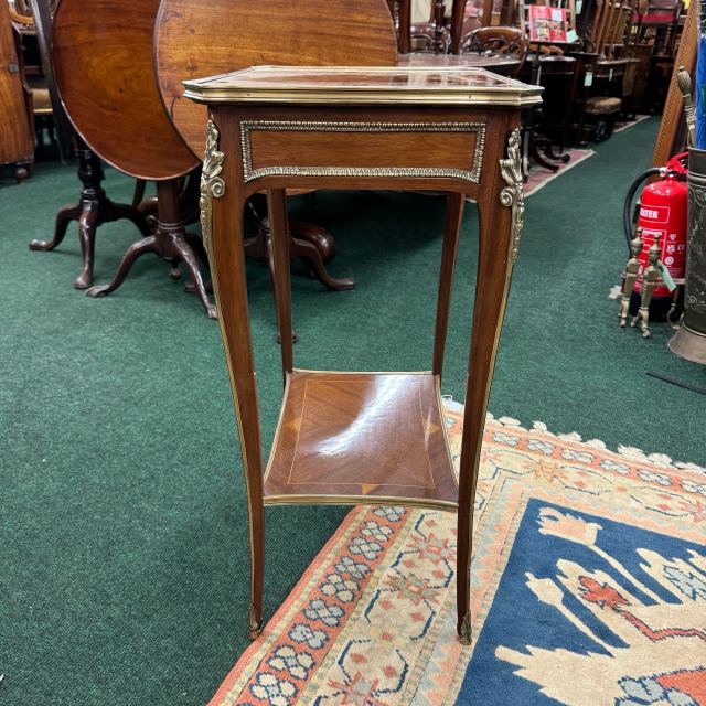 アンティーク品