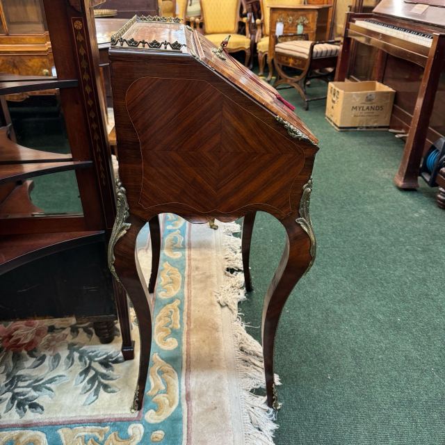 アンティーク品