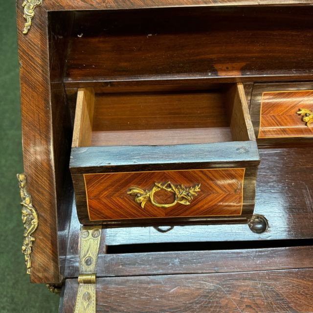 アンティーク品