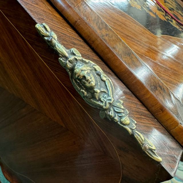 アンティーク品