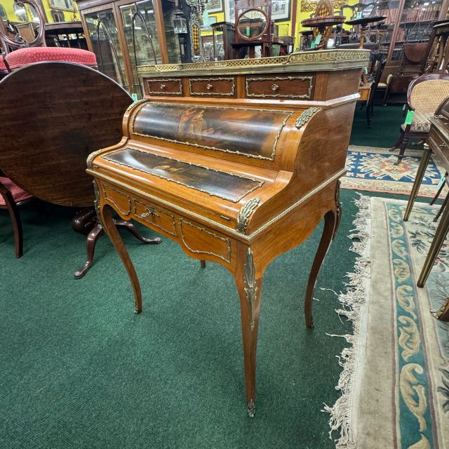 アンティーク品