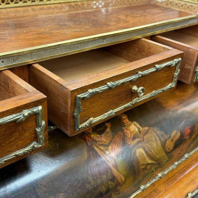 アンティーク品