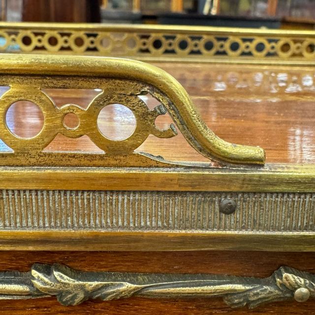 アンティーク品