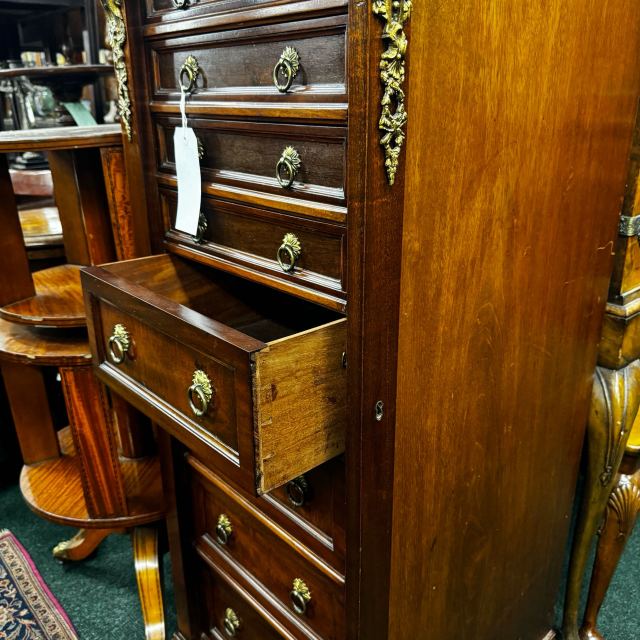 アンティーク品