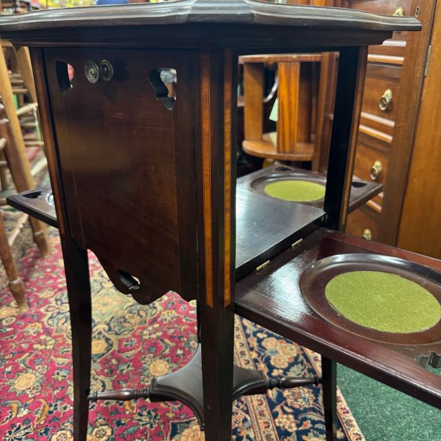 アンティーク品