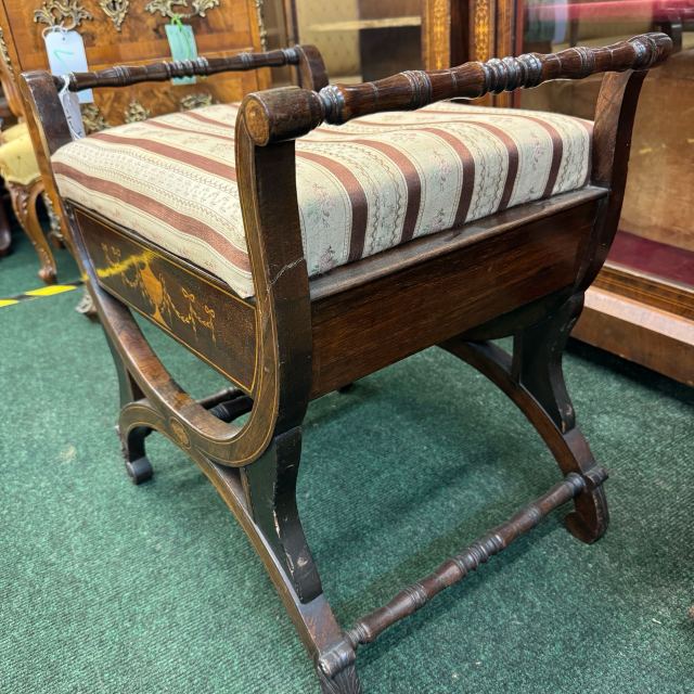 アンティーク品