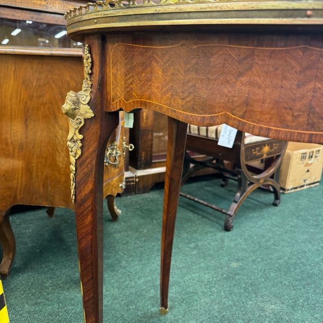 アンティーク品