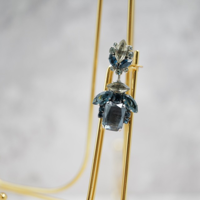 新品 ラダ 現地買い付け イヤリング インテリア 雑貨 ハンドメイド rada 左右 ２点セット