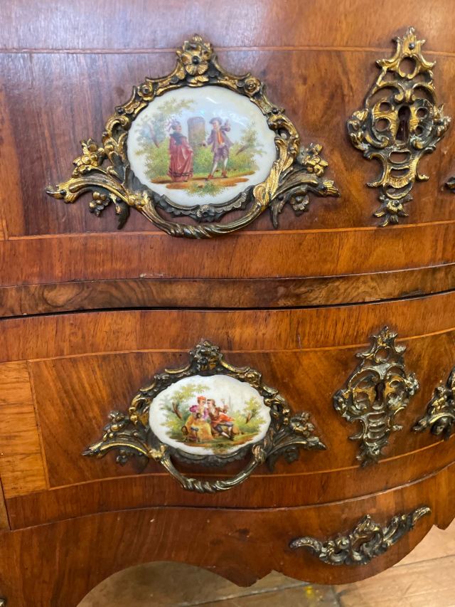 アンティーク品