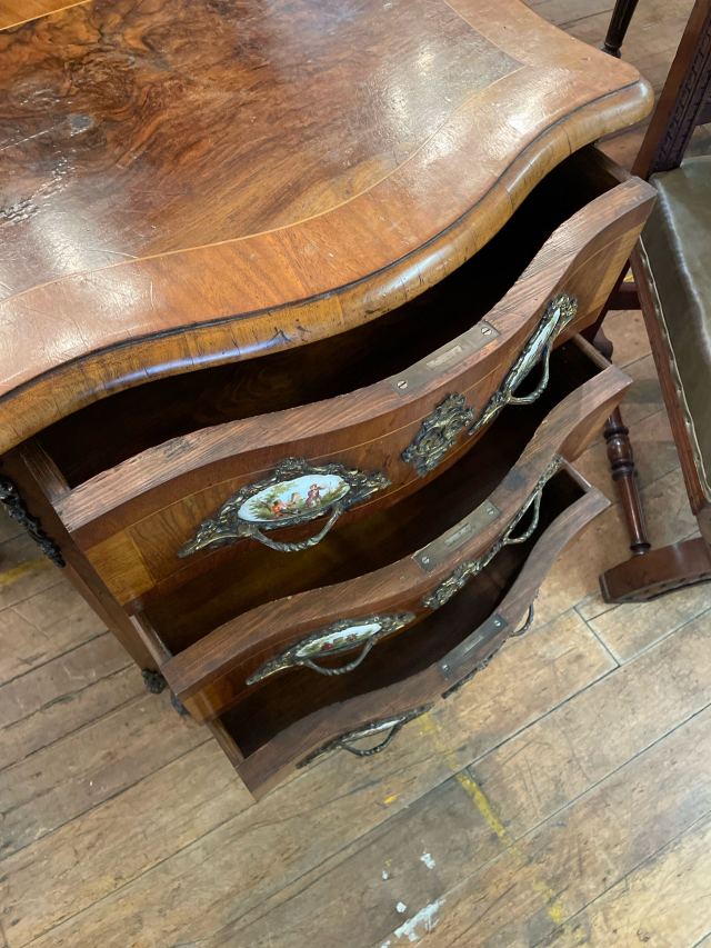 アンティーク品