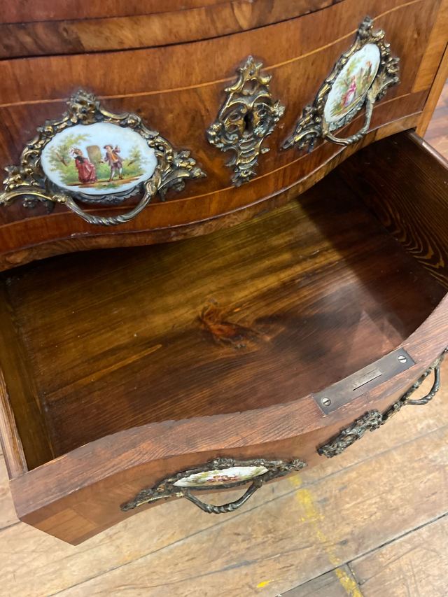 アンティーク品