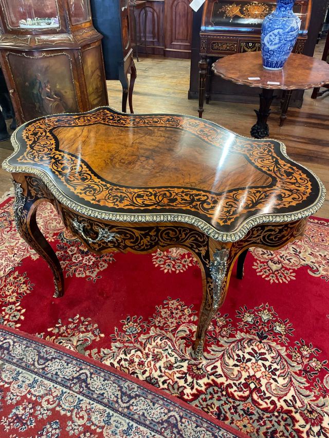 イギリス 1870年代 ウォールナット テーブル