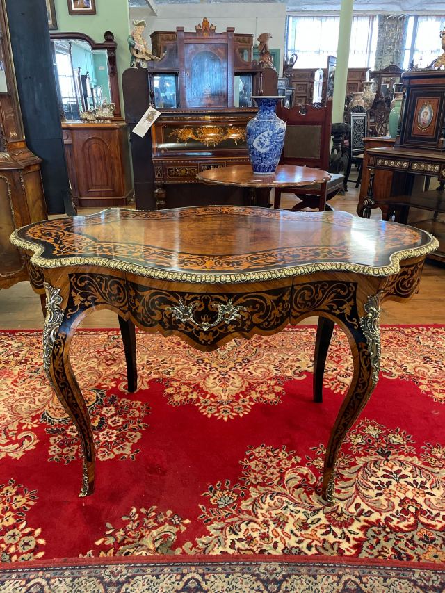 アンティーク品