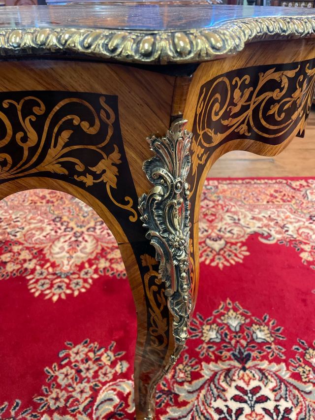 アンティーク品