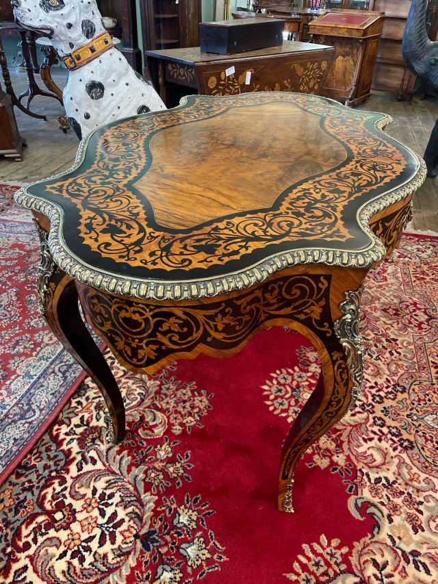 アンティーク品