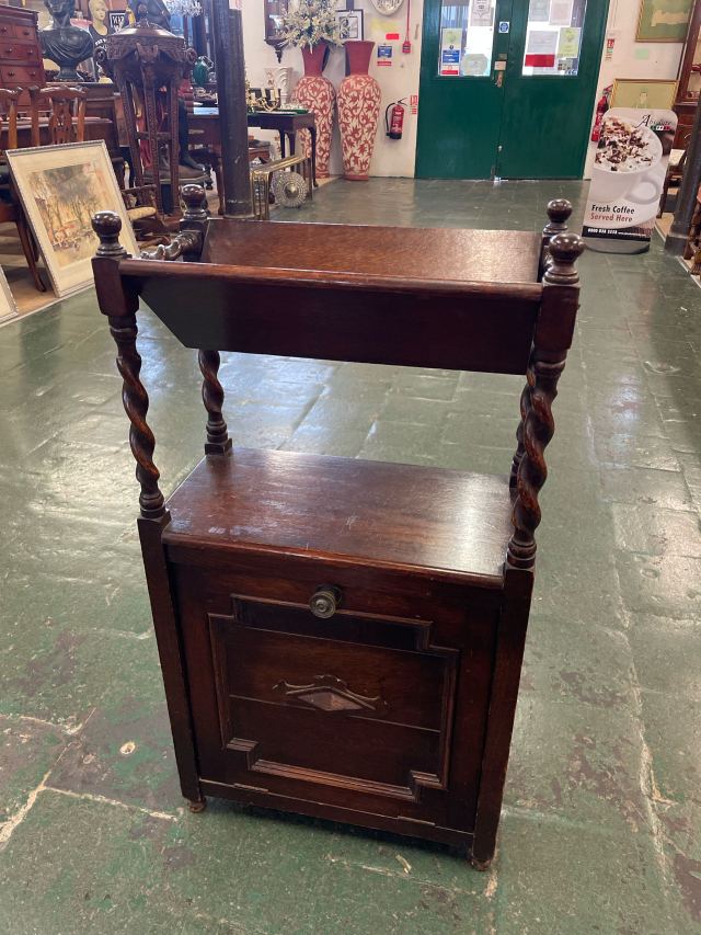 アンティーク品