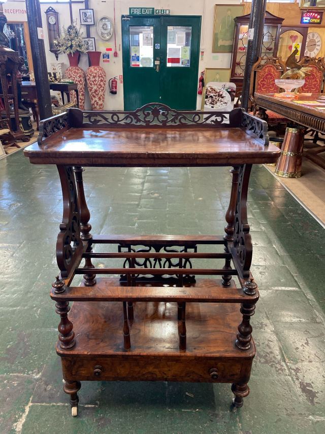 アンティーク品