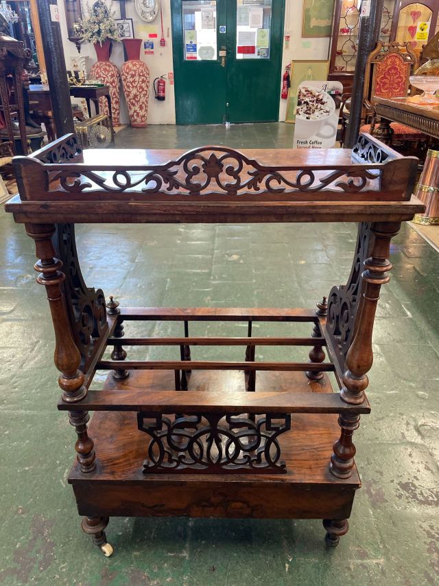 アンティーク品