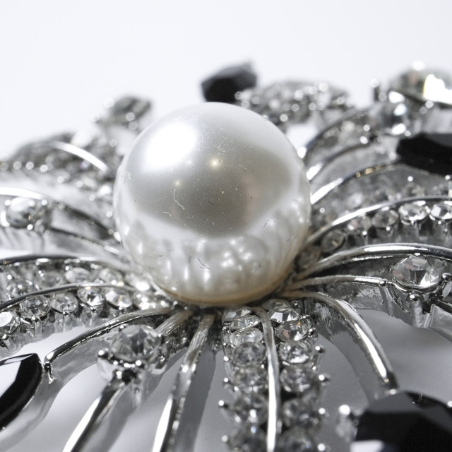 2000年代 コスチュームジュエリー ブローチ