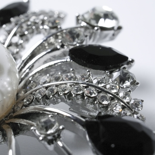 2000年代 コスチュームジュエリー ブローチ