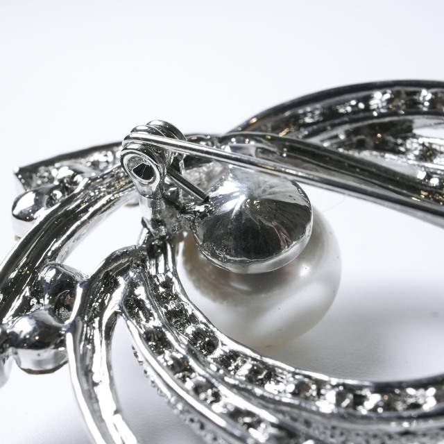 2000年代 コスチュームジュエリー ブローチ