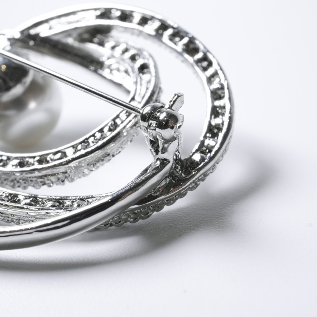 2000年代 コスチュームジュエリー ブローチ