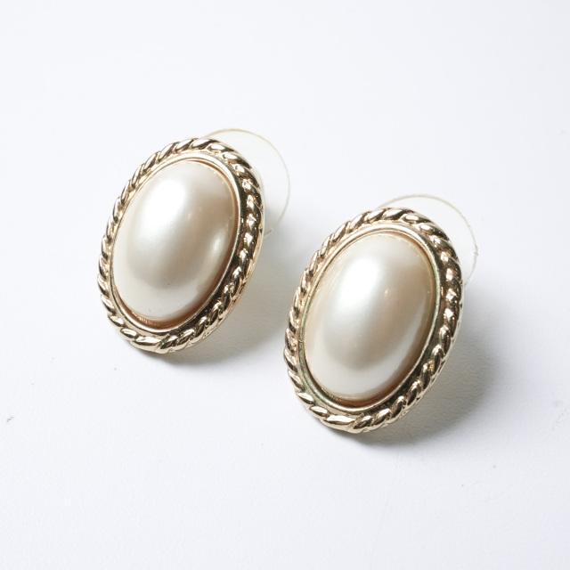 アメリカ 1950年代 Trifari トリファリ コスチュームジュエリー ピアス