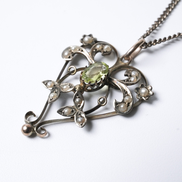 イギリス 1900年代 9Kゴールド アンティークジュエリー ペンダント